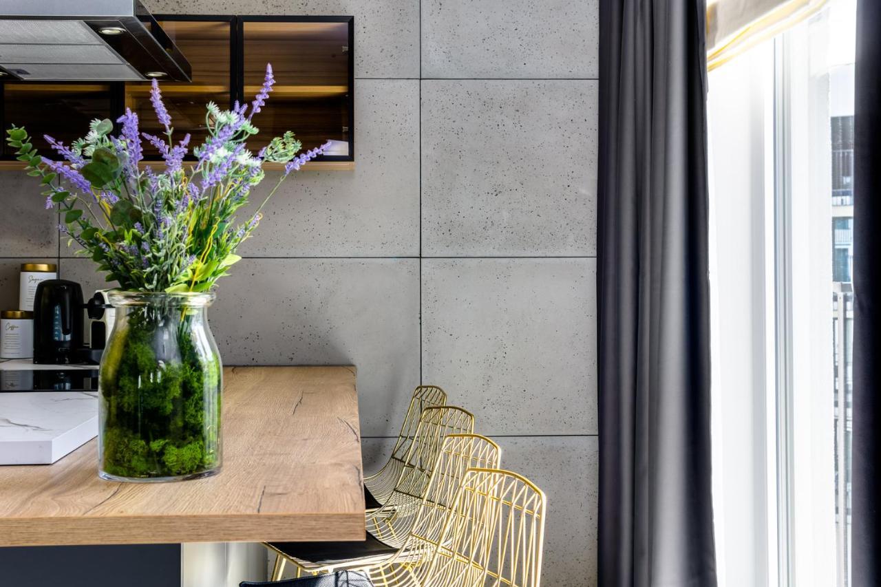 El Apartments - Izar Poznan Ngoại thất bức ảnh